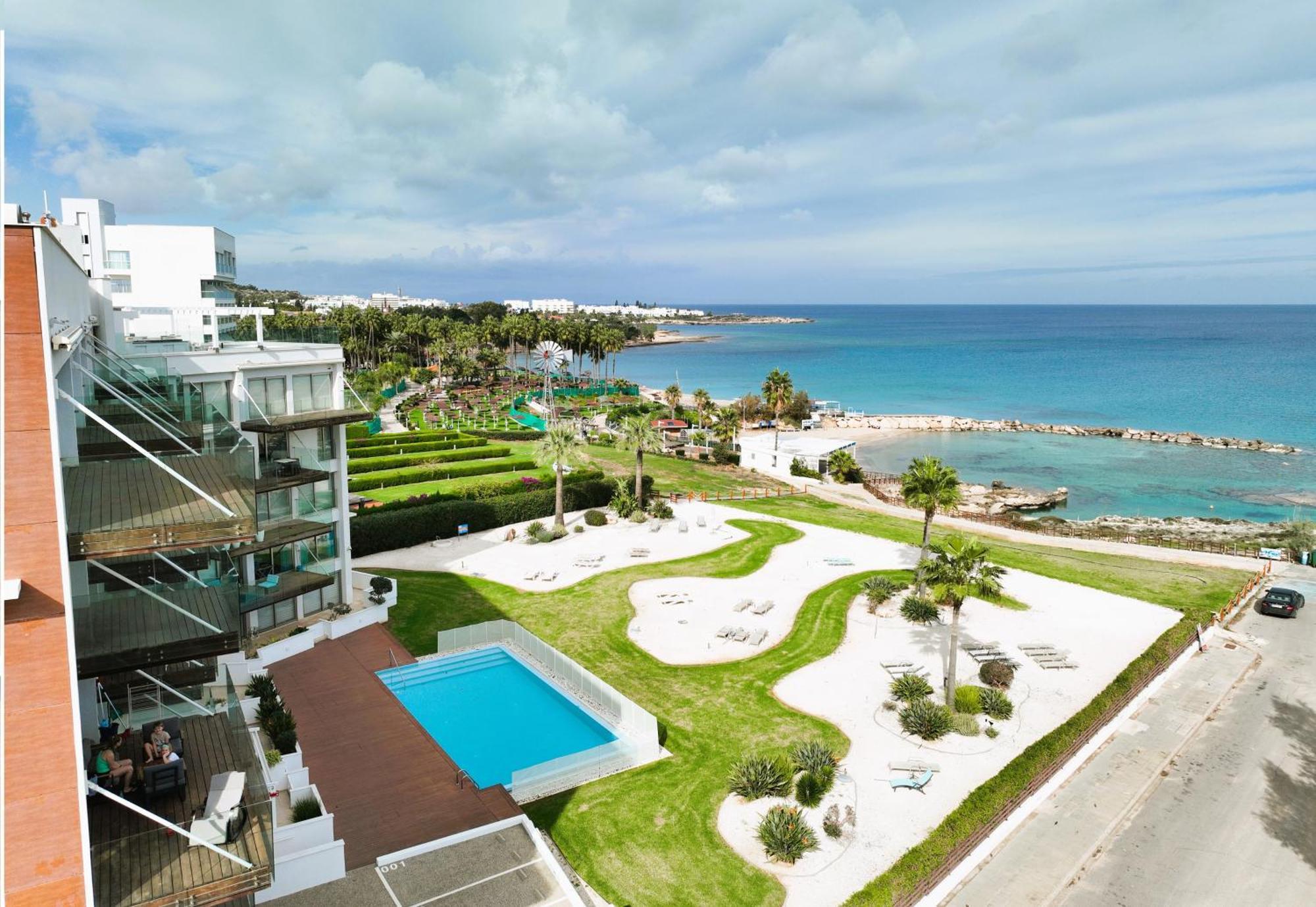 Apartment Marina - Beachfront Protaras Dış mekan fotoğraf